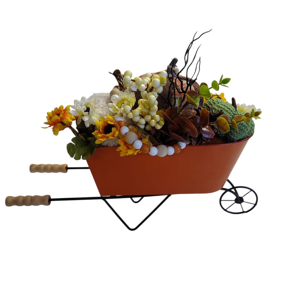 New Decorative Pumpkin Patch Wheelbarrow - Picture 7 of 10